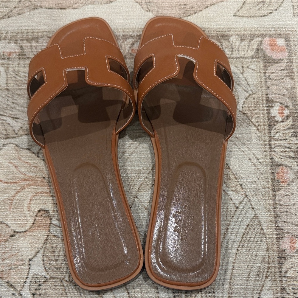 Hermes Doop Cognac Brown Leather Slide Sandals - Picture 5 of 5